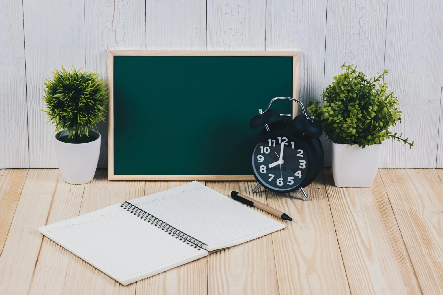 10 Best Daily Routine for Students at Home (Best Study Routine + Time Management Tips)